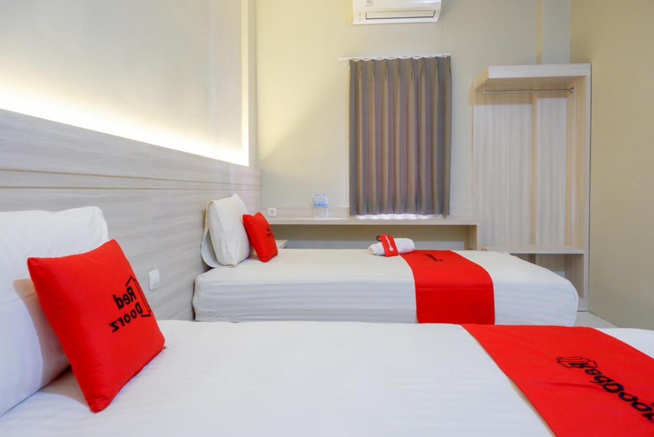 RedDoorz Syariah near PRPP Semarang Hotel Bagian luar foto